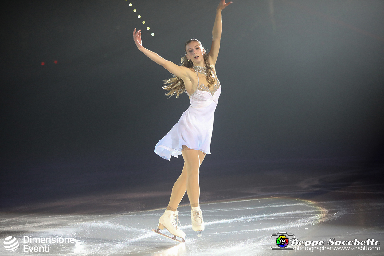 VBS_1459 - Monet on ice.jpg